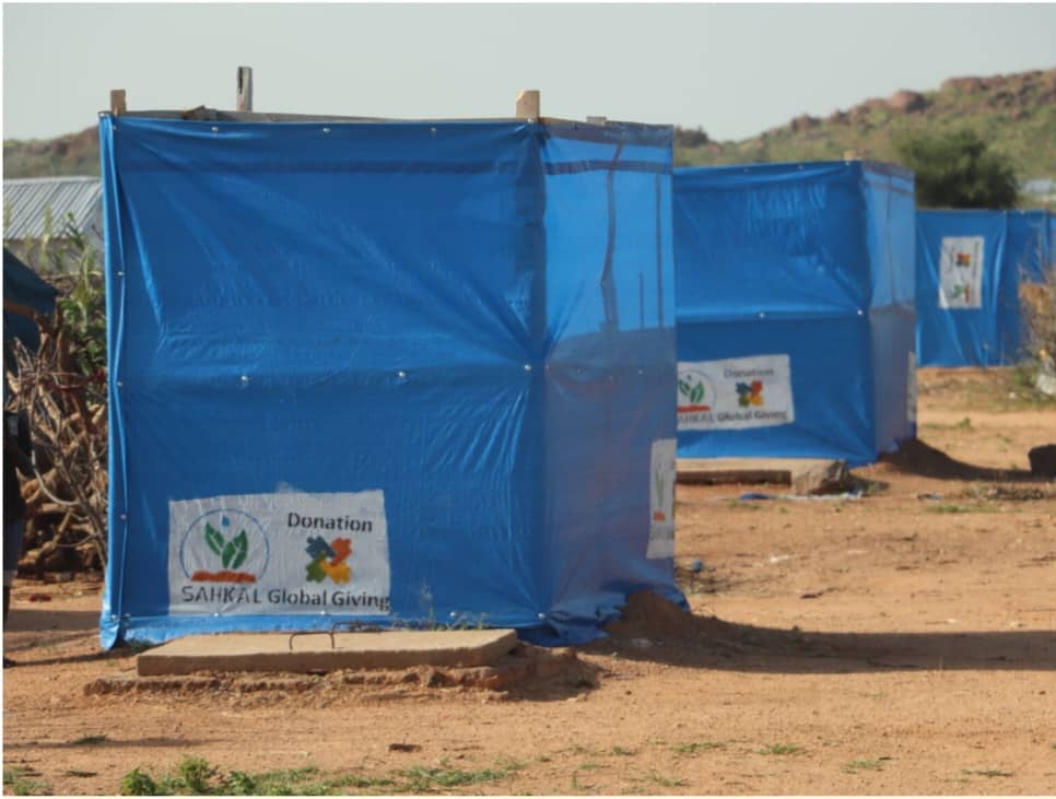 Réhabilitation de 150 Toilettes dans le Camp des Réfugiés de Farchana par l’ONG Sahkal avec l’Appui Financier de Global Giving